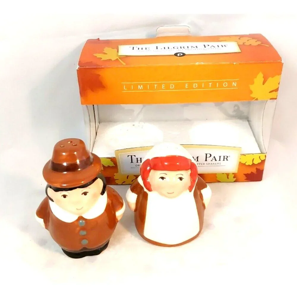 The Lilgrim Pair Salt & Pepper Shakers Publix 2017 Thanksgiving Table NIB 3.25